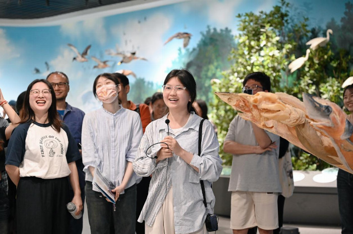 护河湖生态，引百鸟来栖——黎明职业大学外语与旅游学院河小禹开展暑期社会实践活动