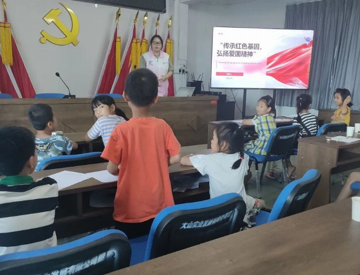 三下乡 | 党建引领新风尚，下乡服务暖乡间——“智慧引航”社会实践队
