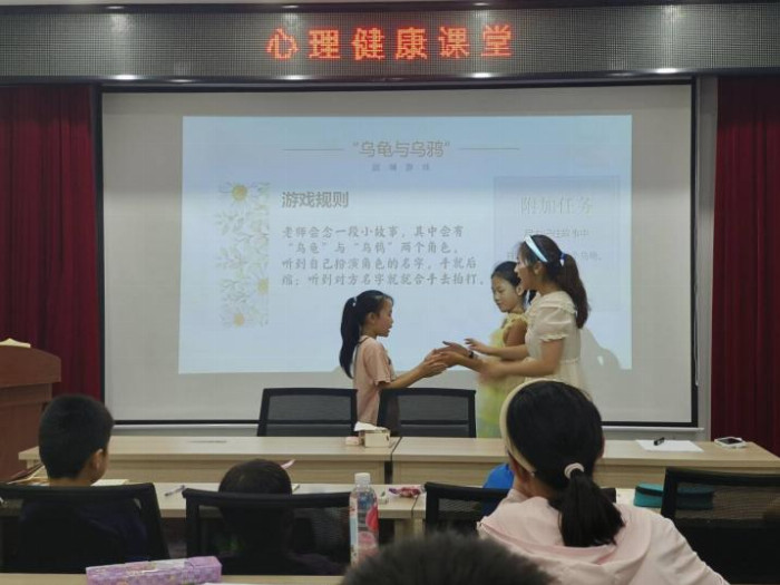 南师学子三下乡：踏上心与智的夏日之旅