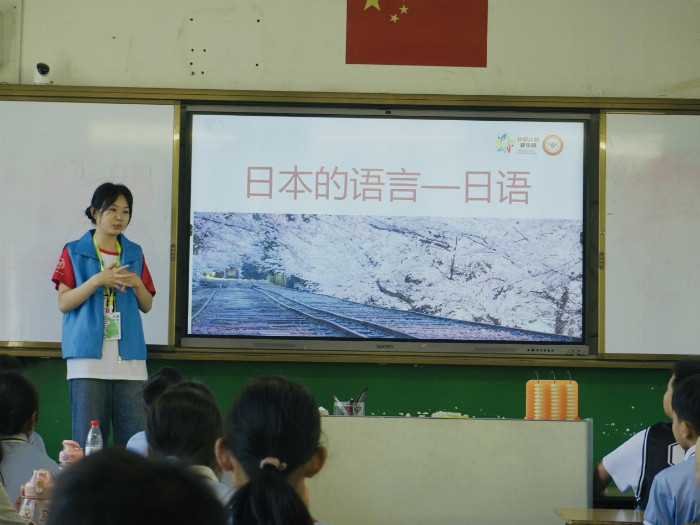 青春力量助力乡村振兴，社会实践铸就学子成长之路