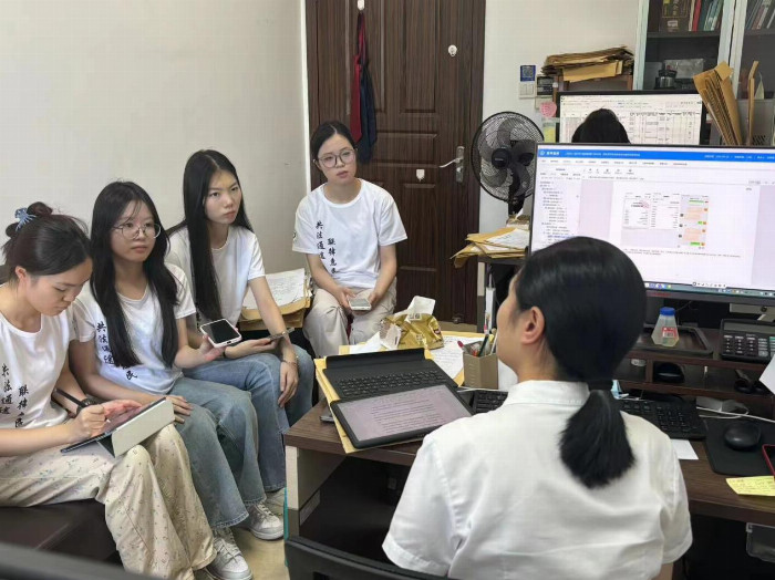 扎根乡村·浙理学子探索共享法庭建设新思路