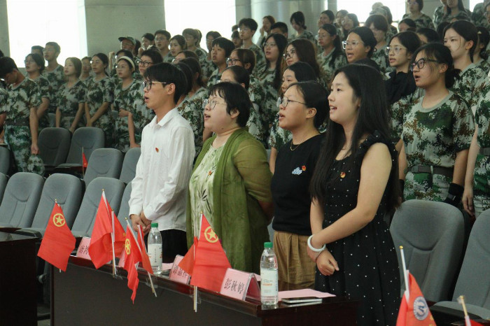 四川农业大学经济学院开展“学思践悟，青春筑梦” 深入学习贯彻党的二十届三中全会精神主题班团活动