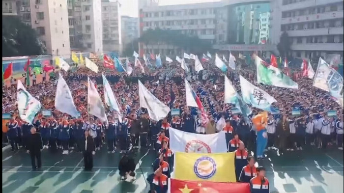 运动点燃激情  拼搏成就梦想