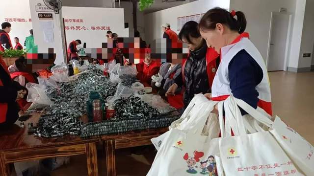 贡献志愿力量 创造美好生活——永康市红十字会“12·5国际志愿者日”系列主题活动