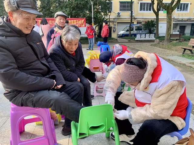 永康市红十字会志愿服务走进西津桥社区党群服务中心