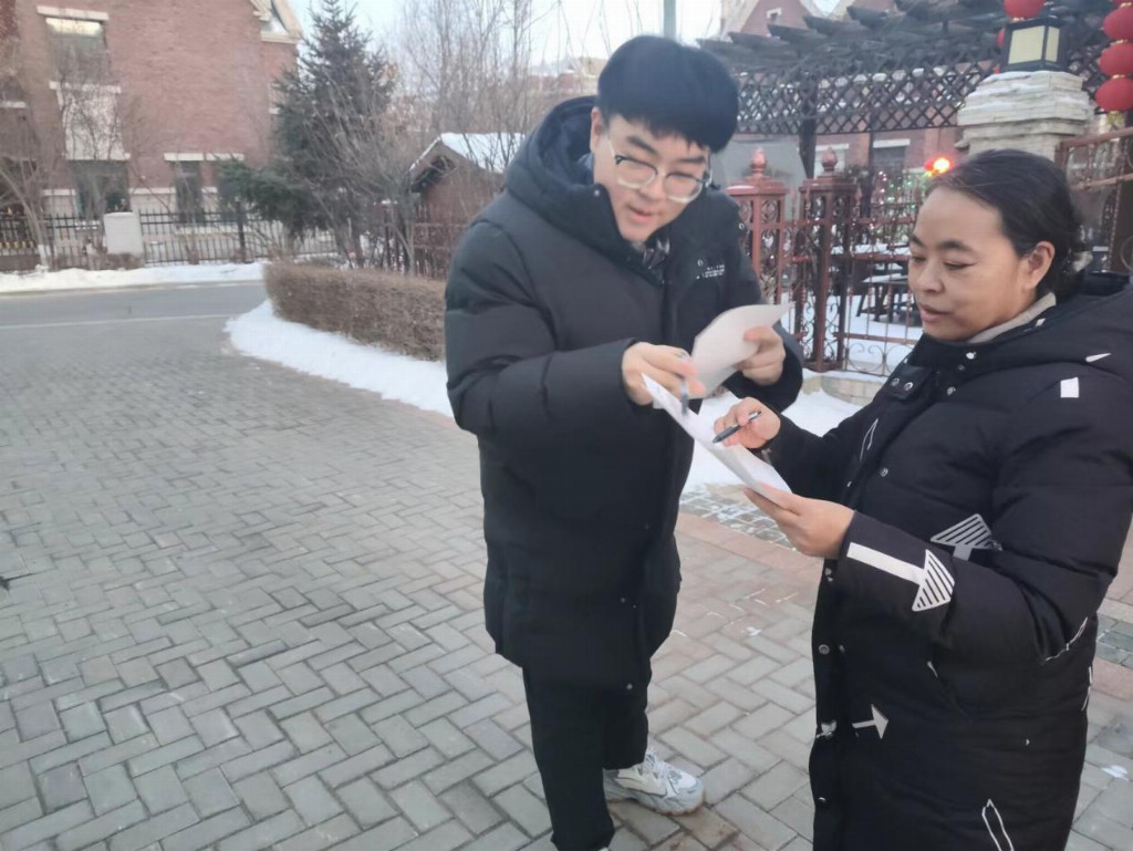 全景“返家乡”|他们深入物流中枢、交通动脉与民生街巷，解锁家乡基建“新成就” 东林土交学子在行动