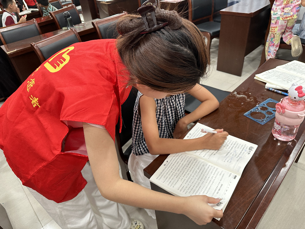 “青禾筑梦进社区，暖心护航伴成长”志愿活动新闻稿(图2)