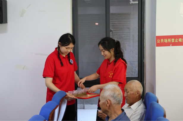 安徽医科大学临床医学院“医路乡阳，皖美护心”团队开展暑期“三下乡”系列社会实践活动之西城兰苑社区