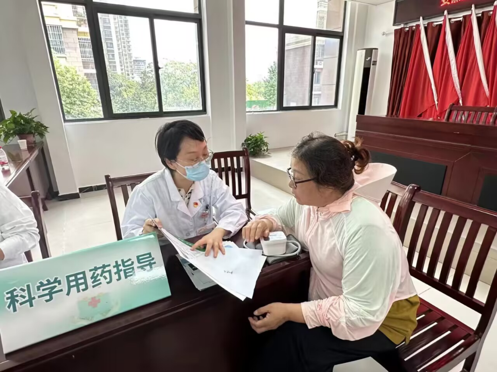 “语润乡土，医路同行”——安徽医科大学“蒲公英”暑期社会实践团为乡村振兴注入青春动力