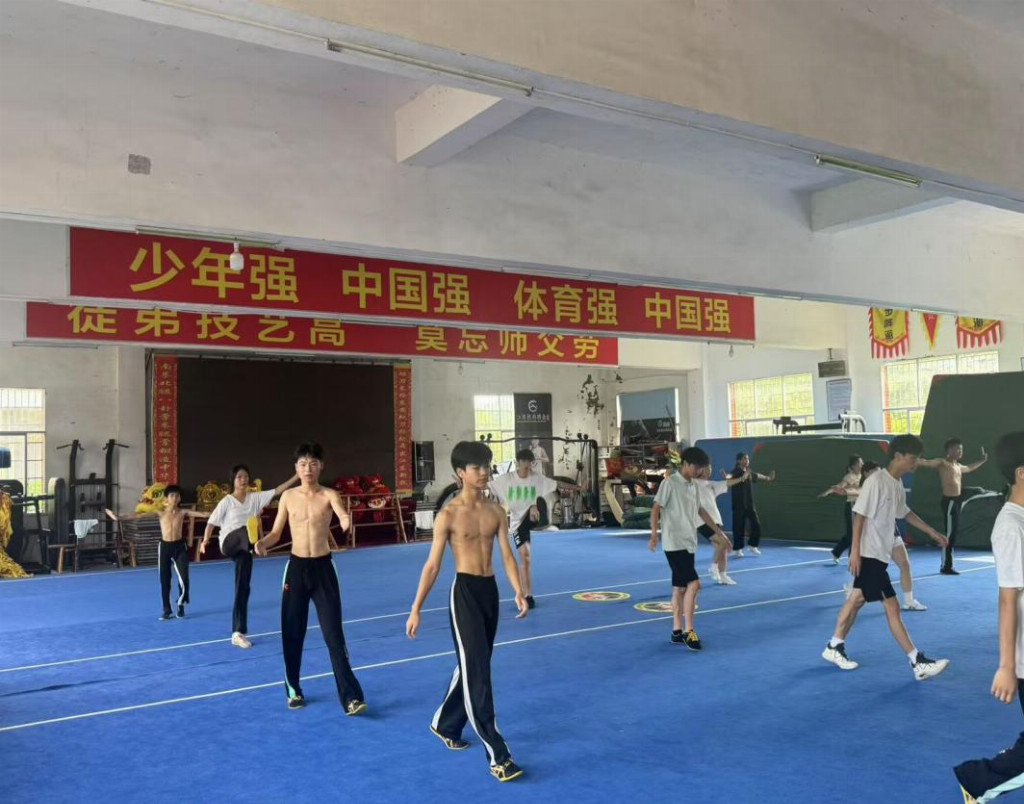 湖南师范大学"三下乡"社会实践团队赴永州市东安县江东文武学校开展深度教育调研活动纪实图2