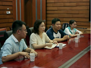 南通大学历史文化学院（法学院）师生赴南通博物苑开展实践研学共探馆校协同育人新路径