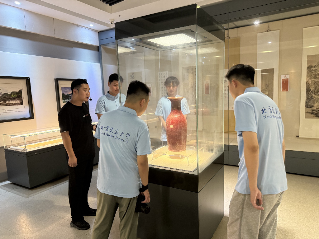 北方民族大学“赤心筑梦，秀山同心行”实践团：深入秀山实践，触摸多元文化