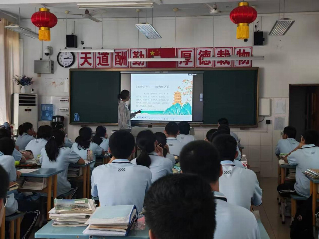 岐黄薪火润乡土：中医药文化扎根基层实践