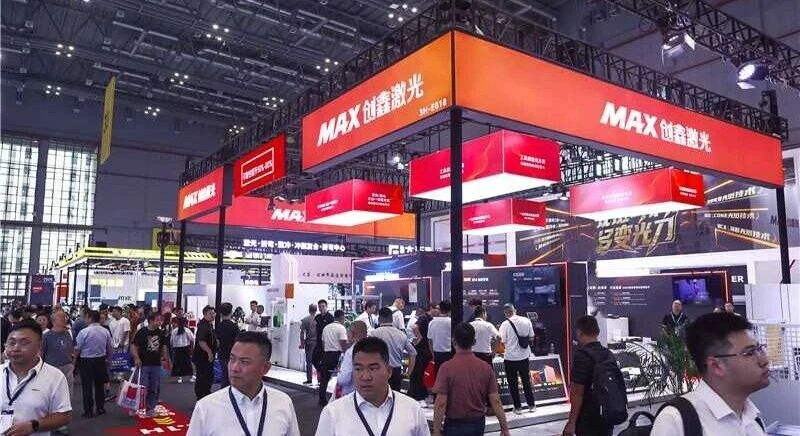 宝辰鑫随创鑫激光亮相工博会，以一站式激光解决方案勾勒未来智造新图景