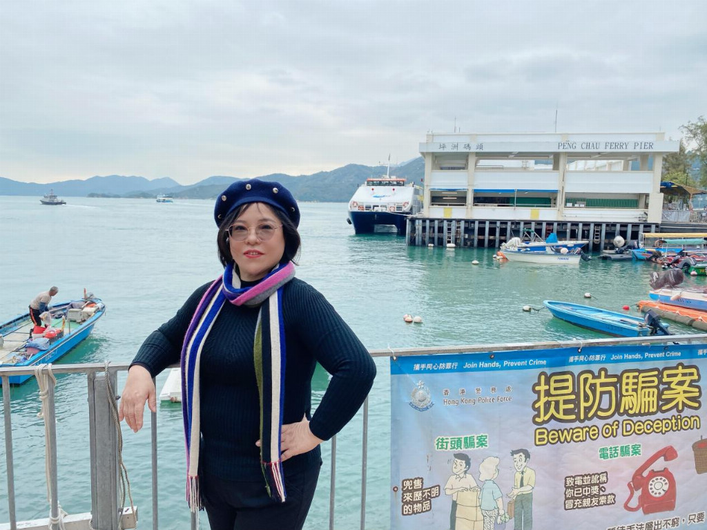 铿锵玫瑰绽芳华 赤子情怀展担当