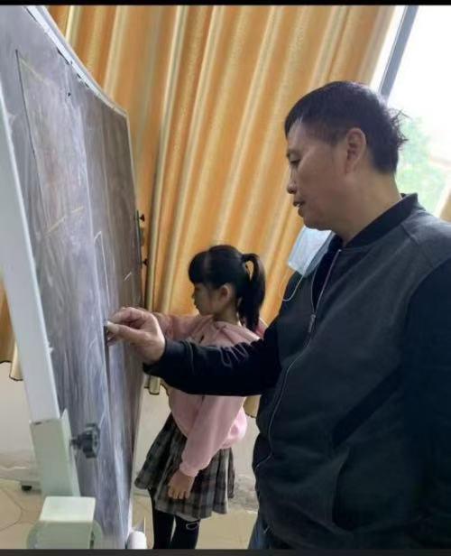 国际名人百科中国美术考古研究所终身所长徐旭参展故宫记忆传世之作