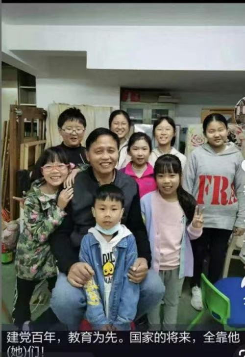 国际名人百科中国美术考古研究所终身所长徐旭参展故宫记忆传世之作