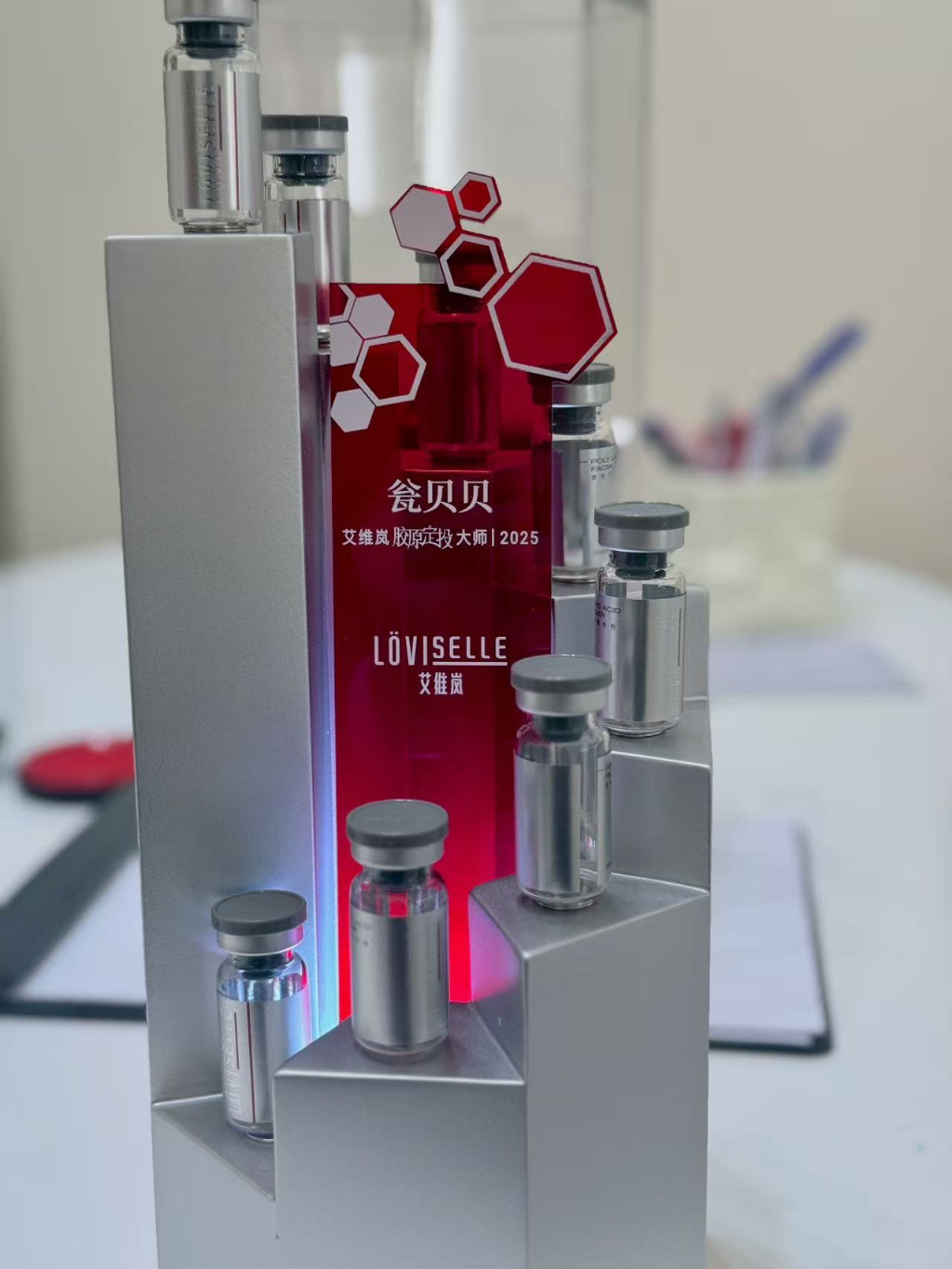 上海整形外科主诊主治瓮贝贝:以“全认证再生材料+精准注射”,树立抗衰医美新标杆