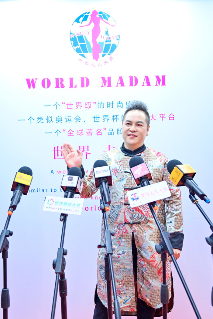 2025世界夫人全球总决赛海上大秀 绽放女性力量