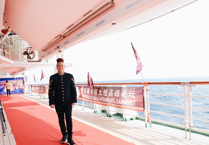 2025世界夫人全球总决赛海上大秀 绽放女性力量