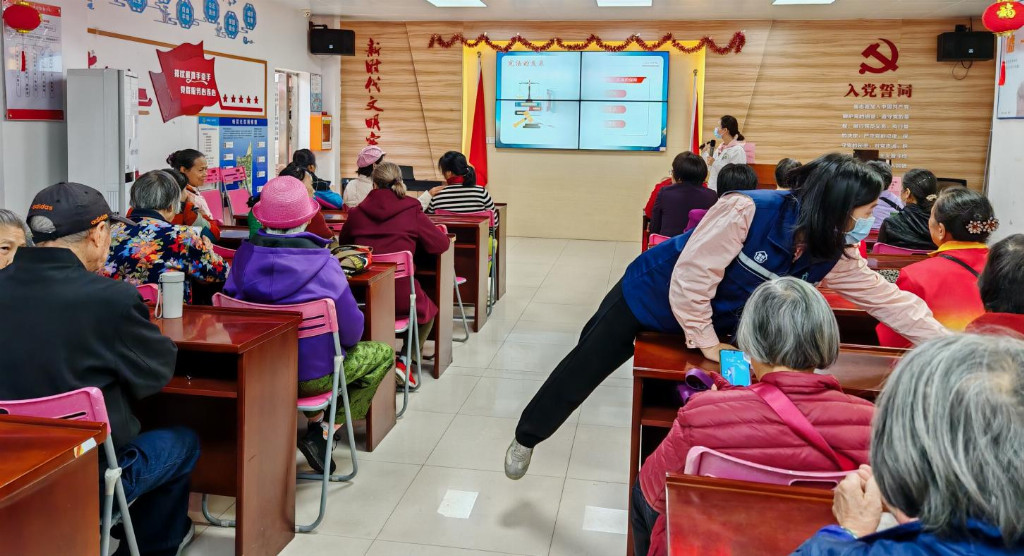 花城街：新年第一课，分类新风尚