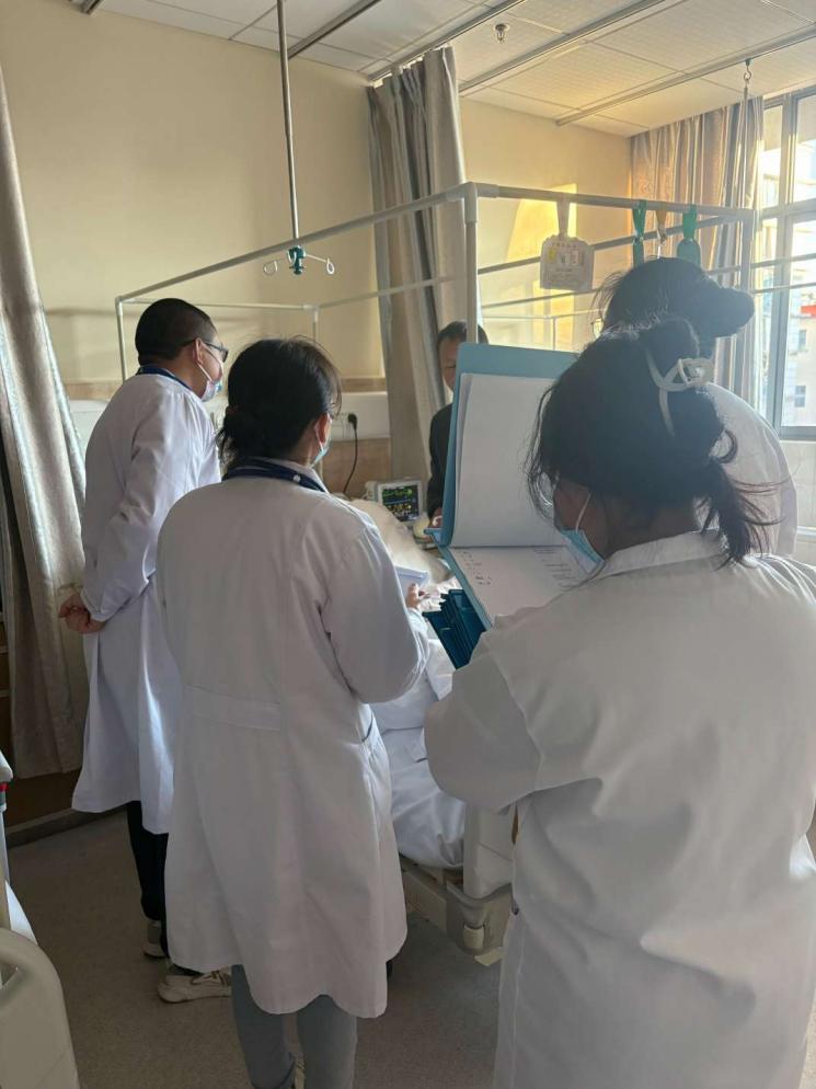 青春返乡践初心医者担当暖杏林 ——返家乡学子周艳姚安县中医院社会实践纪实(图2) 青春返乡践初心医者担当暖杏林 ——返家乡学子周艳姚安县中医院社会实践纪实(图2)