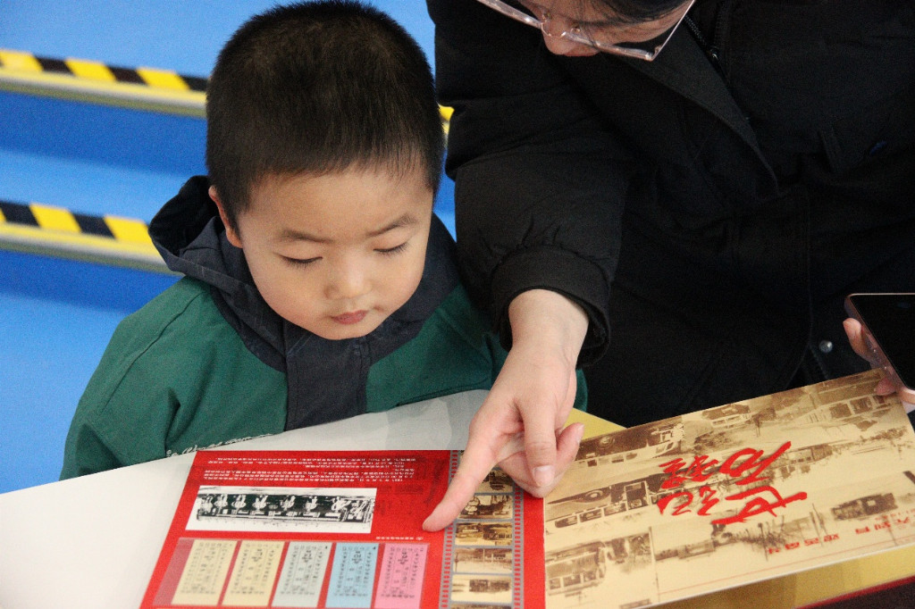 “潮玩新春 科技有约”，一场社区里的科技文化盛宴