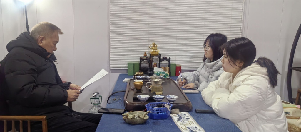 寻访港城贝雕匠心,传承非遗海洋文化——扬大学子专访连云港贝雕传承人陈建国