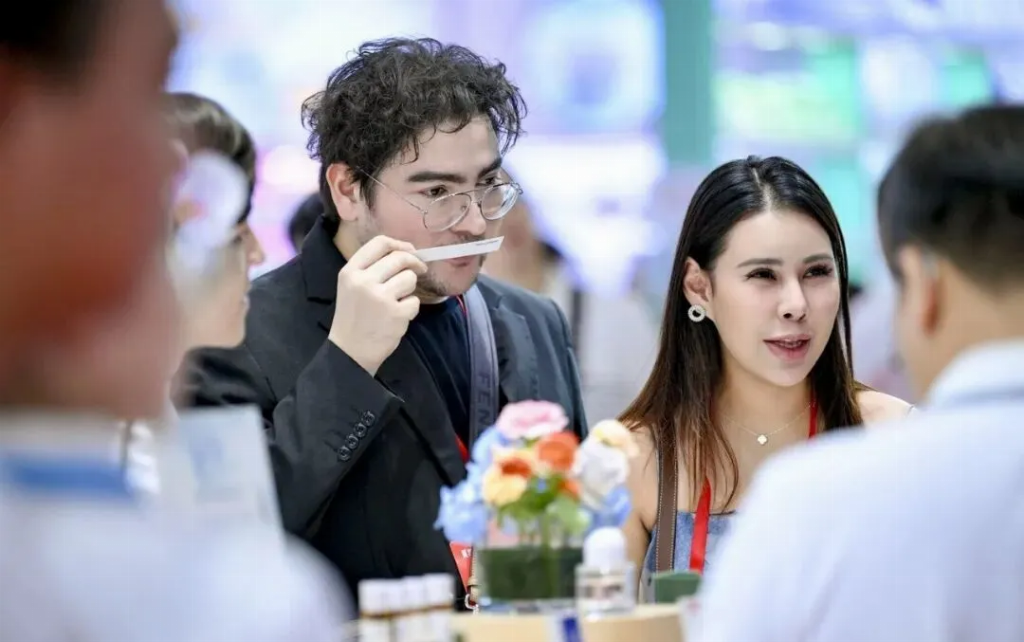 美博会官网 (2).png