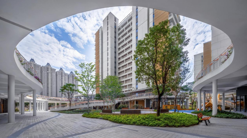 在养老院也能从容面对养老，让晚年更有尊严、更有品质、更有幸福感就在越秀康养悦麓居