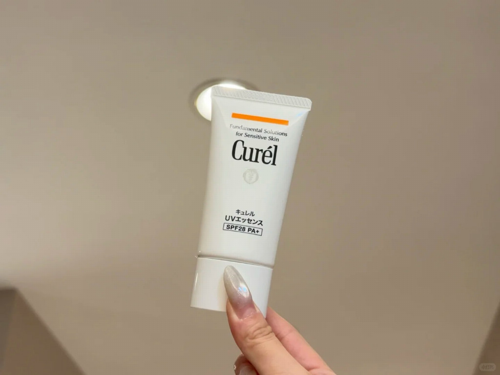 珂润润浸保湿防晒乳 (1).jpg