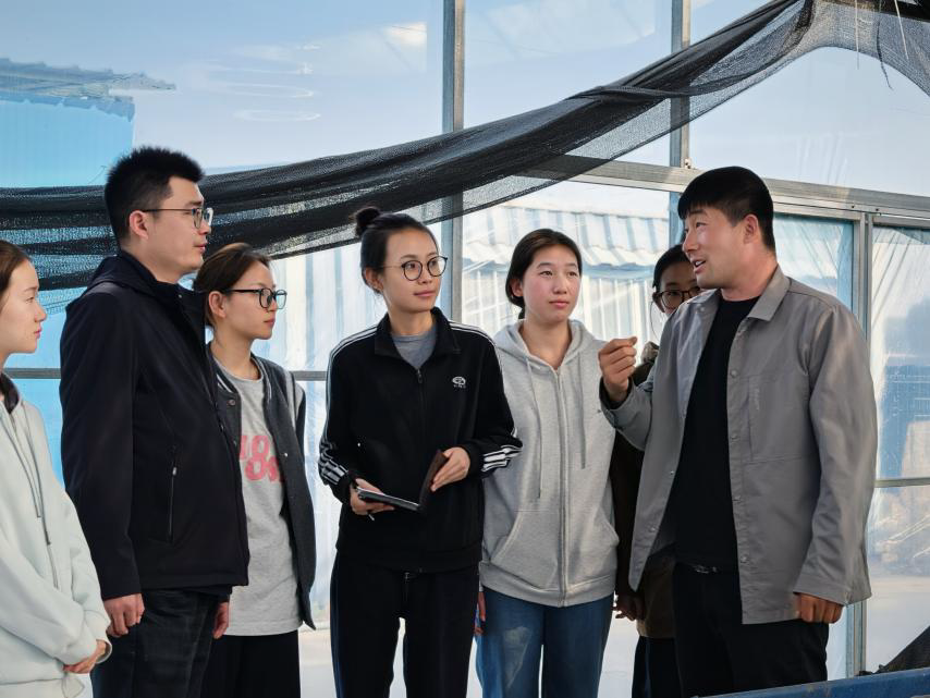 c4d2fd45be395f68d33db937dbfc42855d8f59d39b6e08d11c7d805a7e2b9825