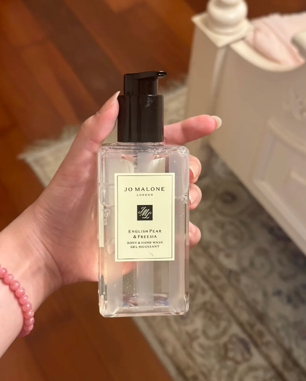 ca5865ea34fe8cdea393bc259bd38b09dd04c1d23d800fb04b59a741d2669044