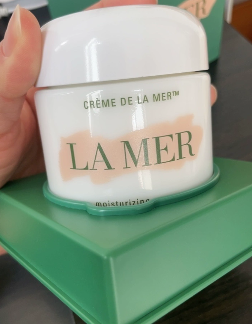 81f070d140cd237723ffd473e67fcf0ae625e53eed57e871df6111116e6b49e8