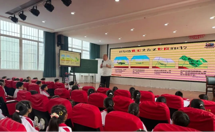 eafe544a3a8932d94ea5b0d3b51447e081723362eb4666f3812e579d6c4513d8