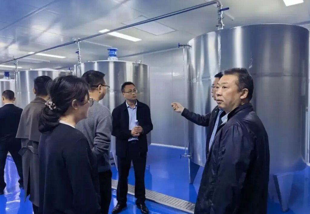 be09d04dc2ac80c4509f846a23e344ef6241c2a61a19ed056eb73ae6089d253f