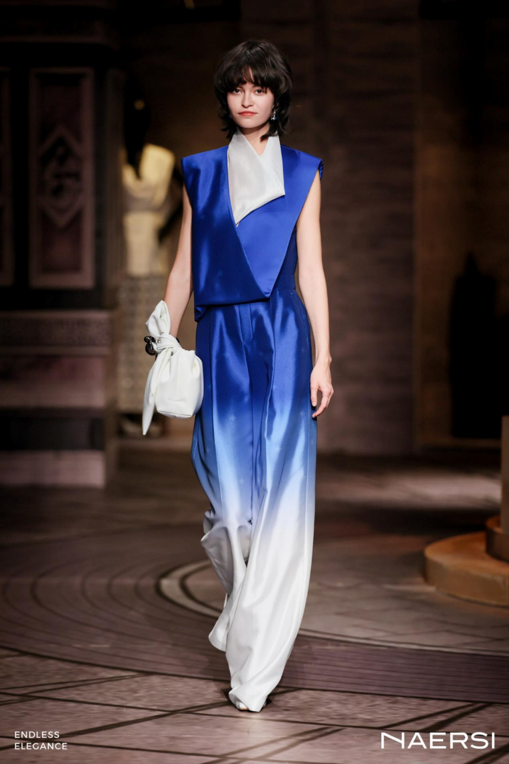 NAERSI官宣升级国际轻奢品牌——一场大秀背后的经营理念跃迁