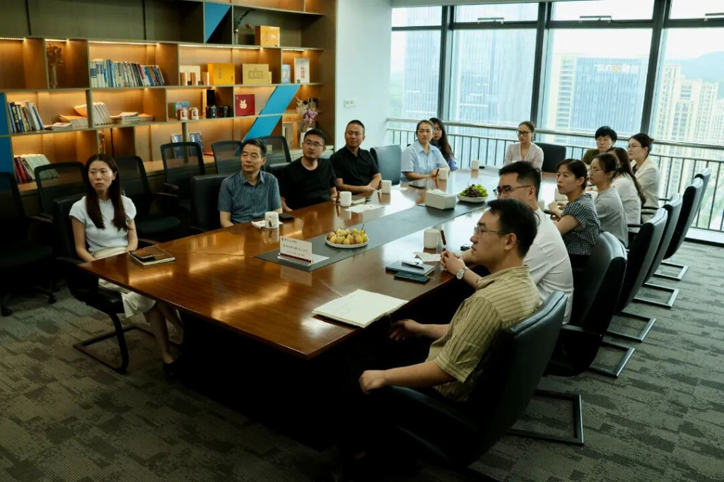 7043b06e4a106805ebf5761e616825b2fcc2b269195e884b6d307bec8b9cd6d3