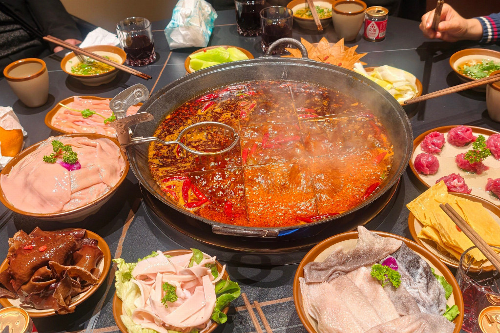 089a0aba2ca11ba22dc911c9669122db43e6b44f5af233e4c2b6b90ddc80d090