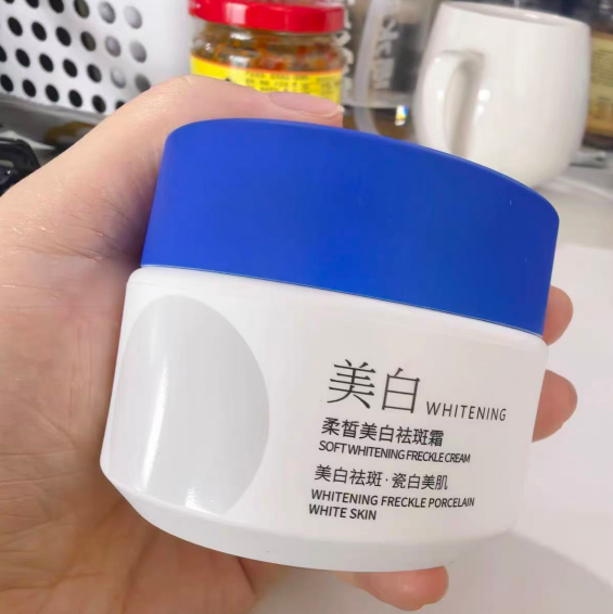 a58f7f7afcaaf8349a88c356838f6deb11c6b2a57e570cc81ebf79cd628473d0