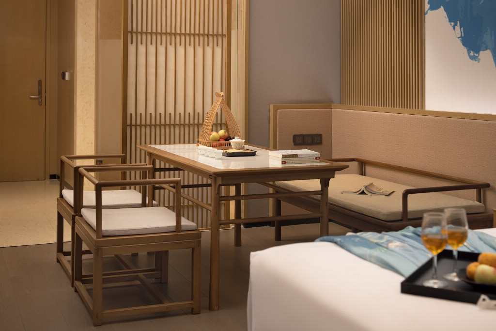 e90ca08815e371598d48c3408fa5f9c763f32f5be795e4d67ab7fe39ab99d802