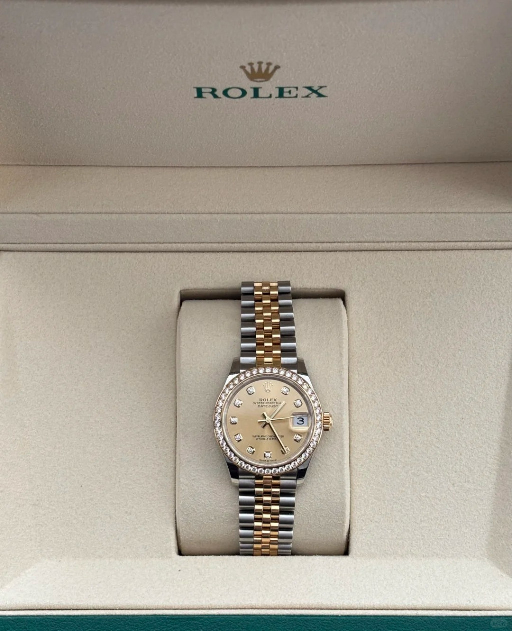 07ae8cc19a72bb98614f54e9741f5d079967b500d1f6671b6a14fe3f55b93140