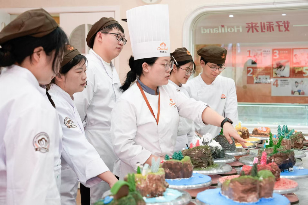 甘肃蛋糕培训学校哪家好？2026正规靠谱西点烘焙甜品培训机构大盘点