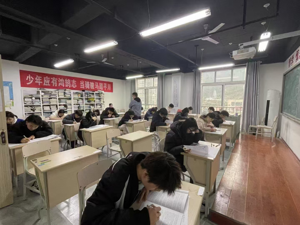 a0112d6916ceac0f033293f6039289523c9a852d1b956d1da41b8dc4865f2428