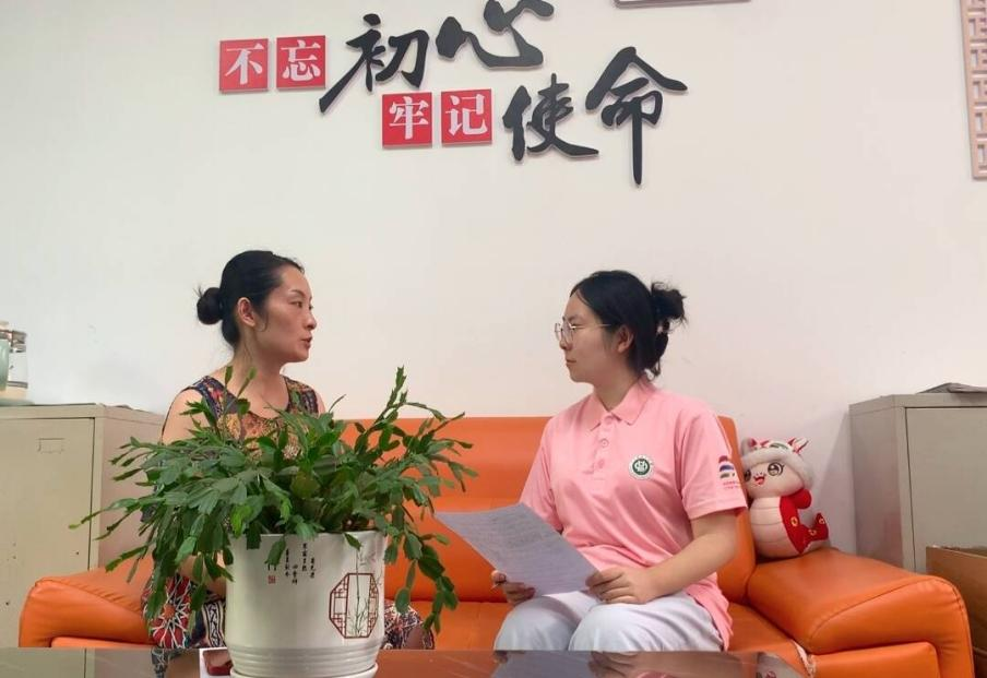心育护航润童心，温情陪伴伴成长——川轻化“乡土遗韵·童心绘愈”实践团队心理健康服