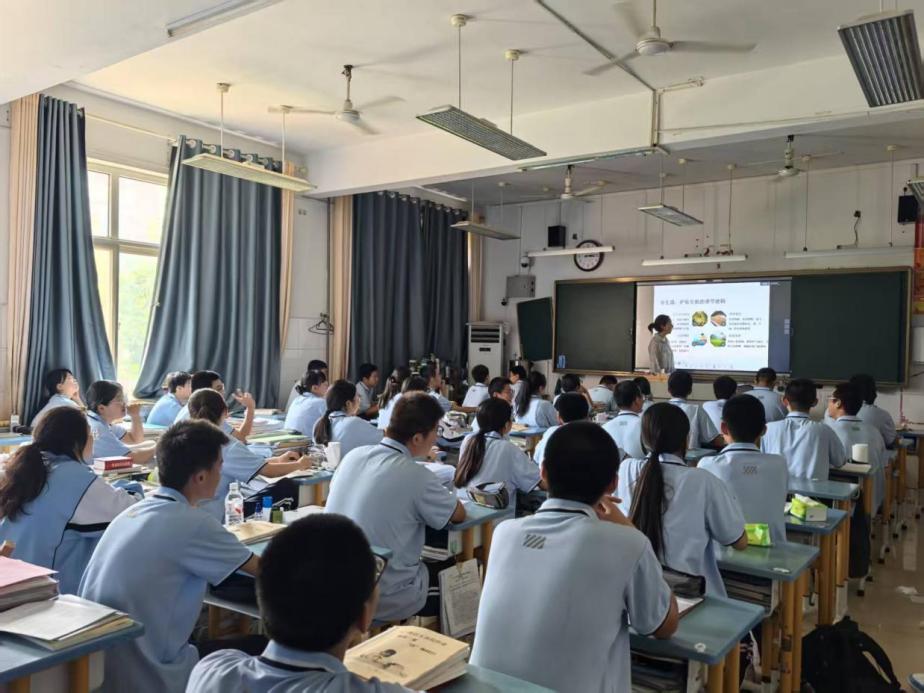 当青春白大褂遇见乡村烟火气——山东中医药大学“红十字铸魂·岐黄惠民”服务队牟平行纪实
