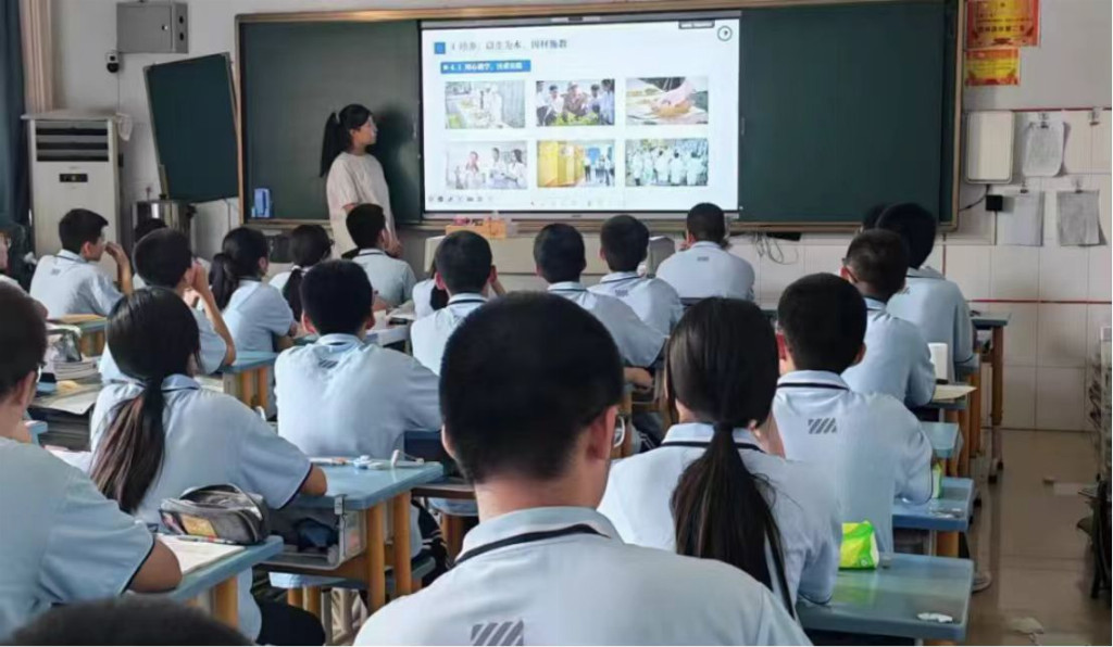 宣讲岐黄理论，传递健康之声——山东中医药大学学子赴东营开展三下乡社会实践