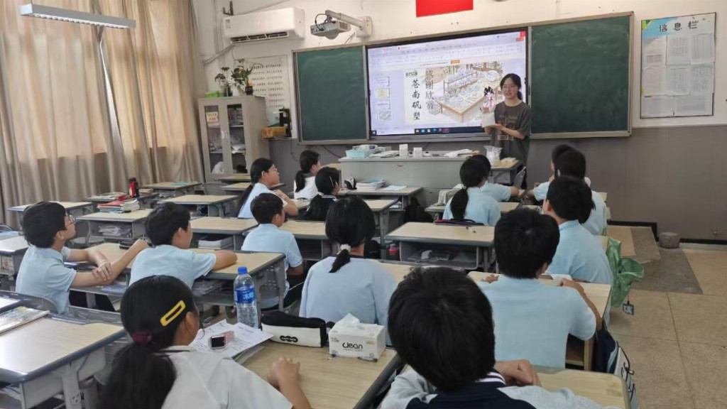 非遗课堂搬进苍南校园，浙外学子上好三堂“