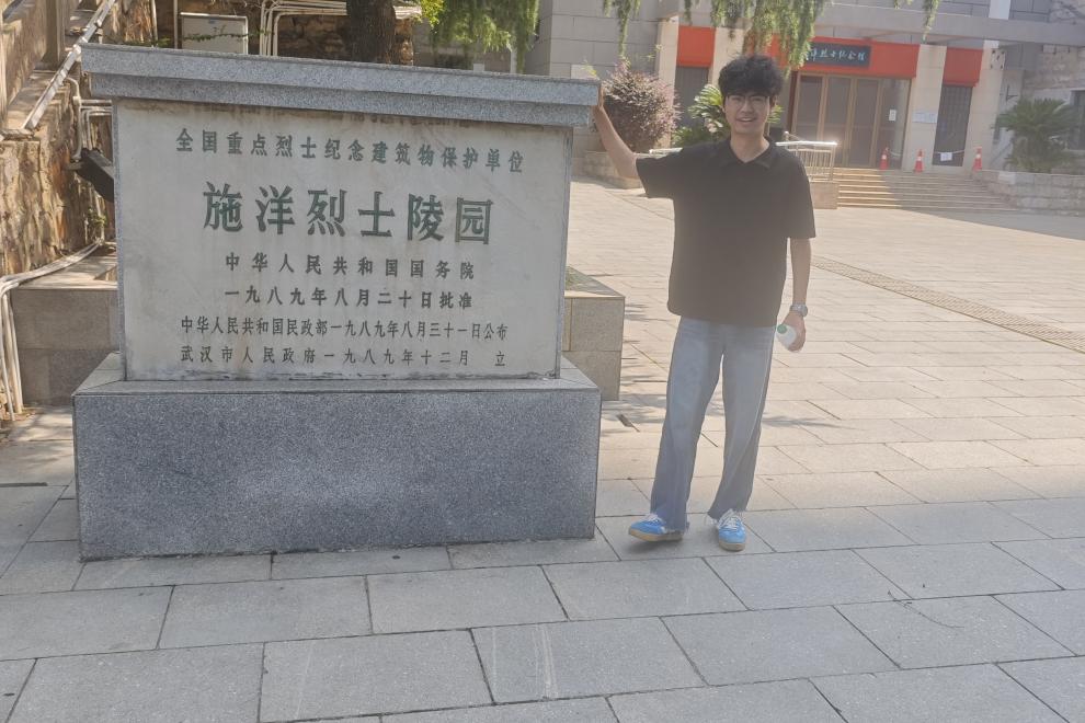 华中农大学子七日循迹武汉红色地标  ——赤心向远实践团走访六处革命旧址，核校三十