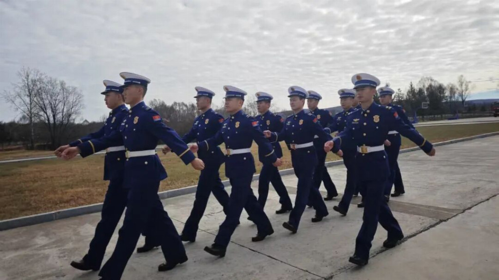 收心归位凝神聚力 严守纪律夯实战备